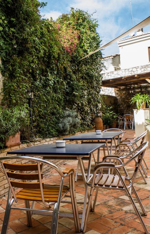 La Font D'Alcala Hotel Alcala de la Jovada Bagian luar foto